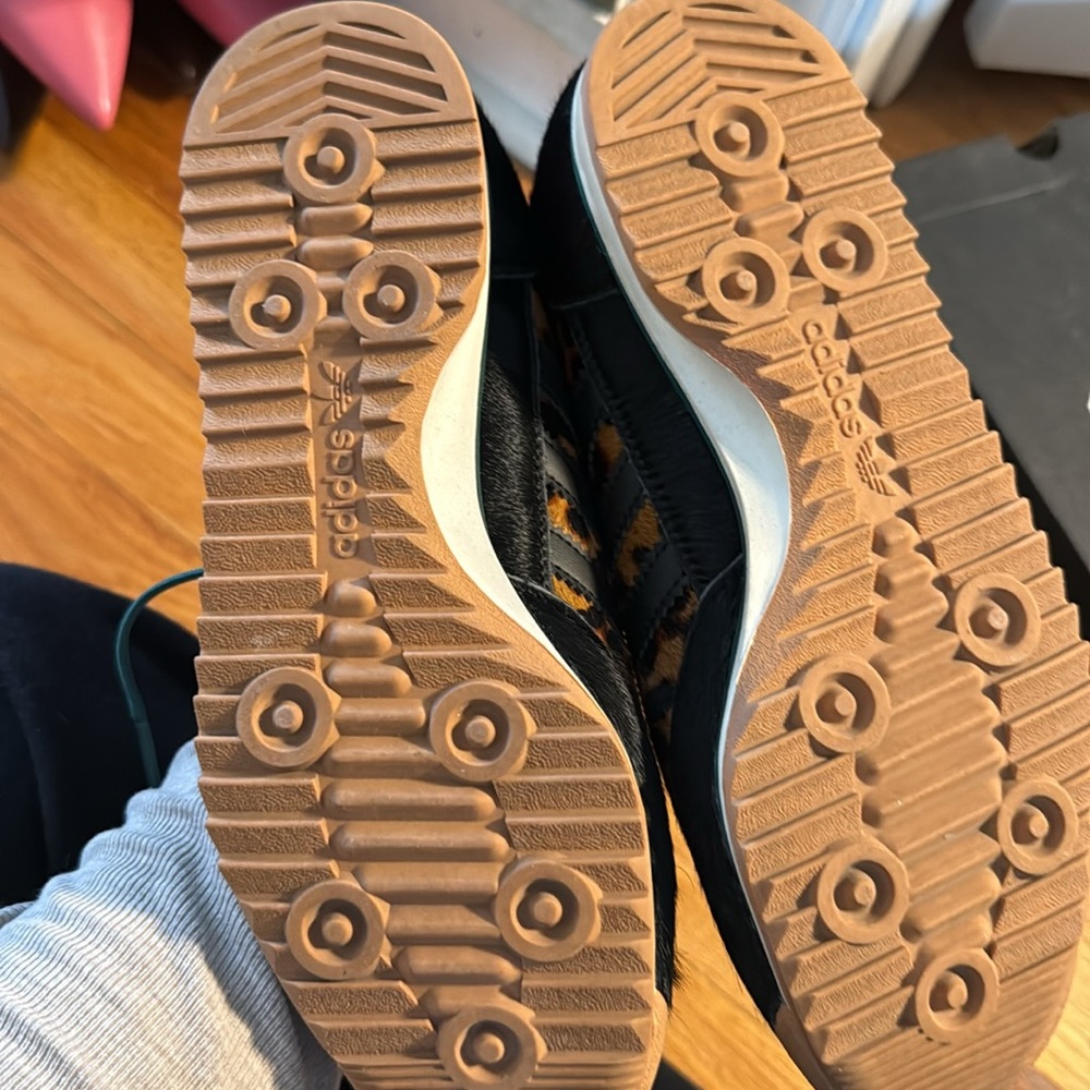 Adidas leopard print - Picture 4 of 5